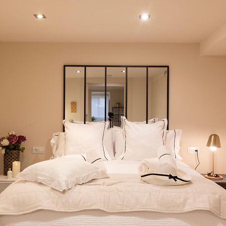 Chic Apartments Барселона Екстериор снимка