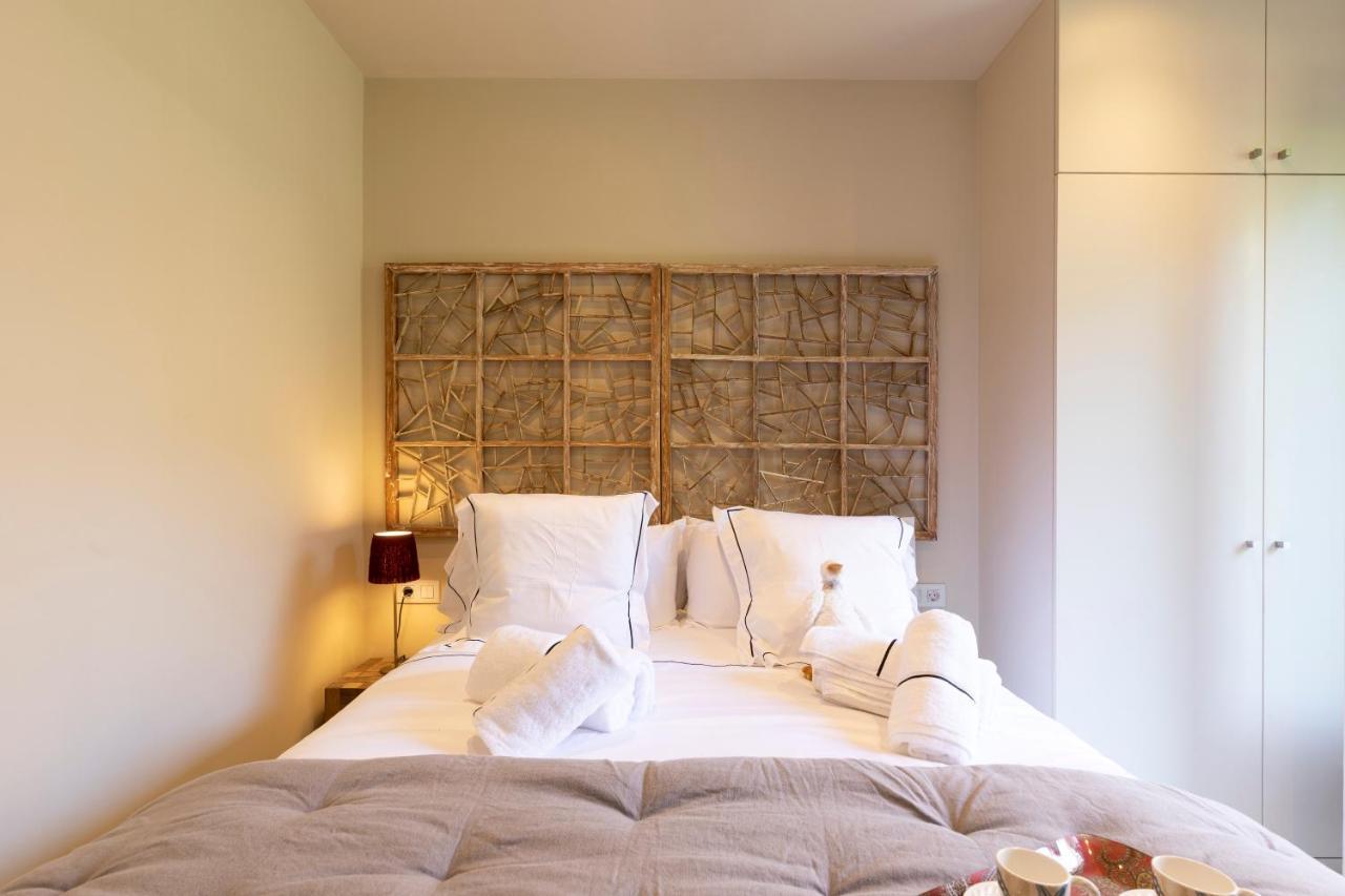 Chic Apartments Барселона Екстериор снимка