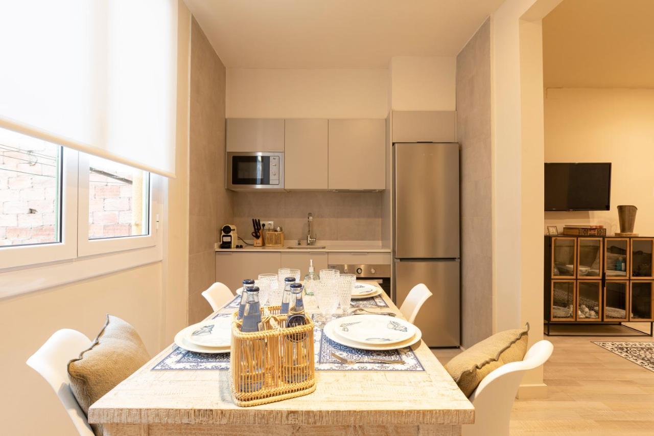 Chic Apartments Барселона Екстериор снимка